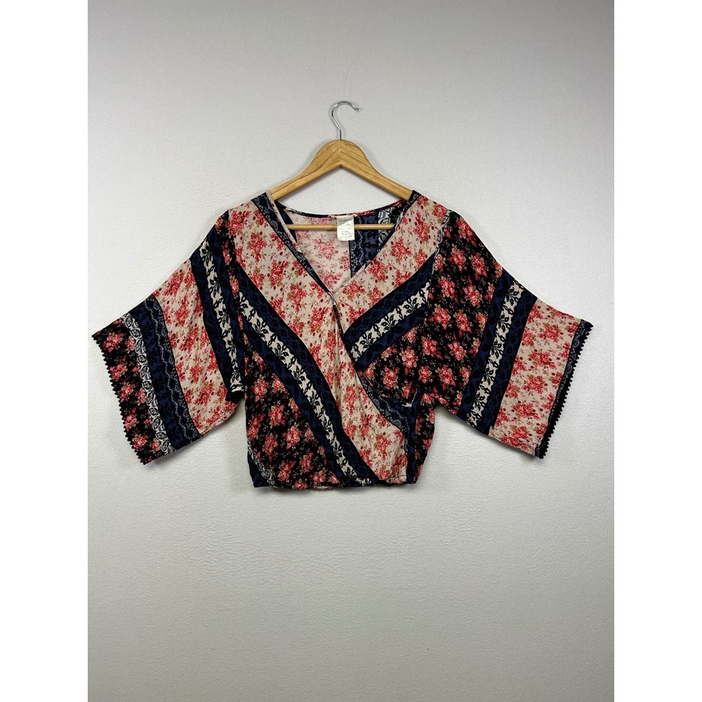 Boho Cottagecore inTu. Womens Small Multicolor Floral Paisley Crop Kimono Top